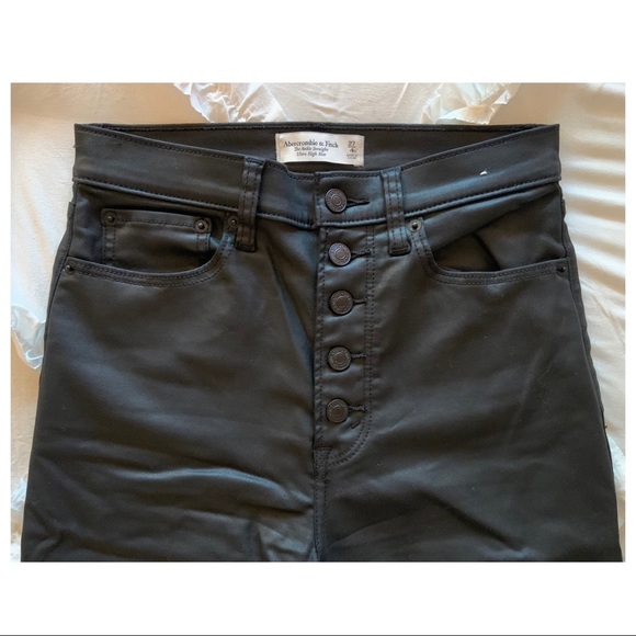 Abercrombie Ultra High Rise Ankle Pant - Picture 2 of 6